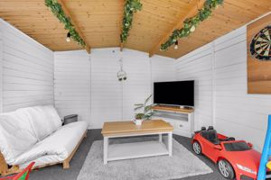 Photo 27- click for photo gallery